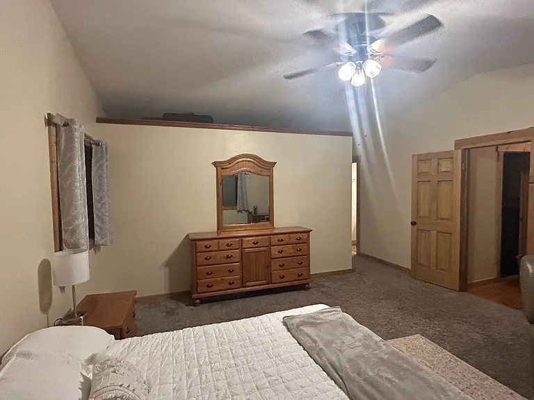 824 N Traver Trl — Photo 5