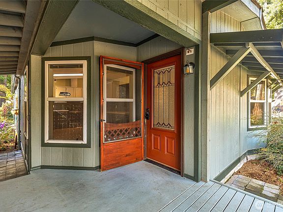2nd image of 15933 Goldbar Drive