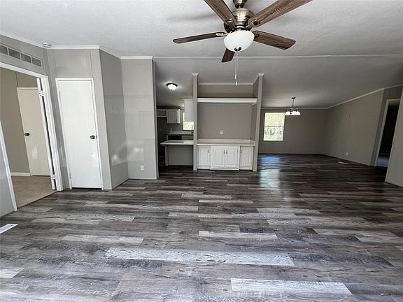 3rd image of 27241 Long St