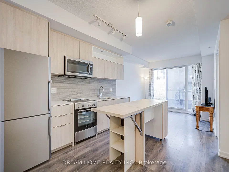 50 Forest Manor Rd #504