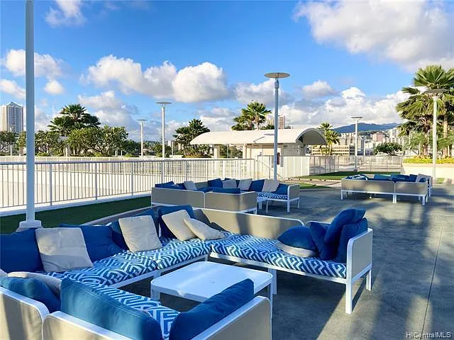 6th floor outdoor sitting areas