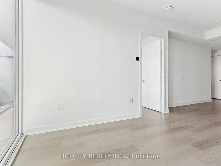 448 Burnhamthorpe Rd W #4501 — Photo 14