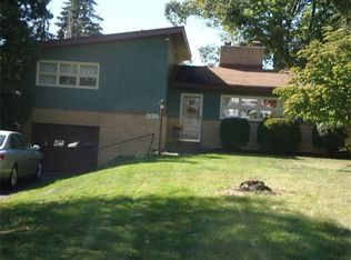 3120 Hillcrest Rd, Bethel Park, PA 15102