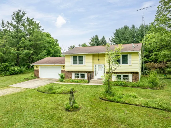 16270 220th Ave, Big Rapids, MI 49307