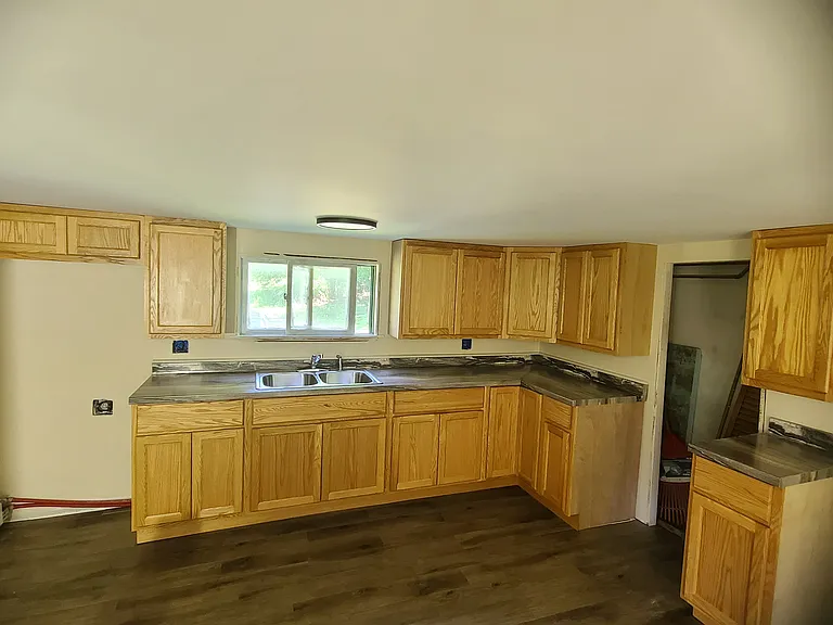 26 Main St #1 — Photo 10