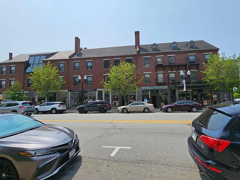 364 Merrimack St — Photo 22