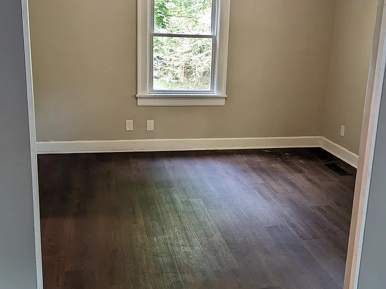 1809 Middle Tennessee Blvd — Photo 2