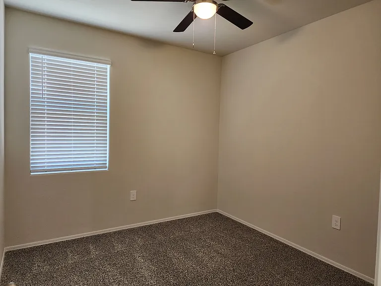24597 W Illini St — Photo 20