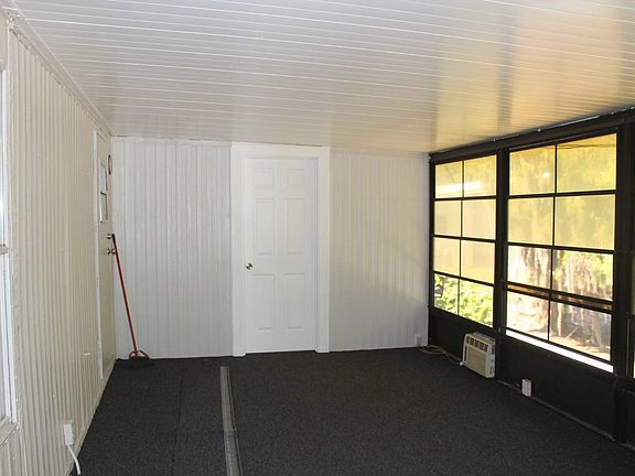 5th image of 7821 Orangewood Lakes Rd