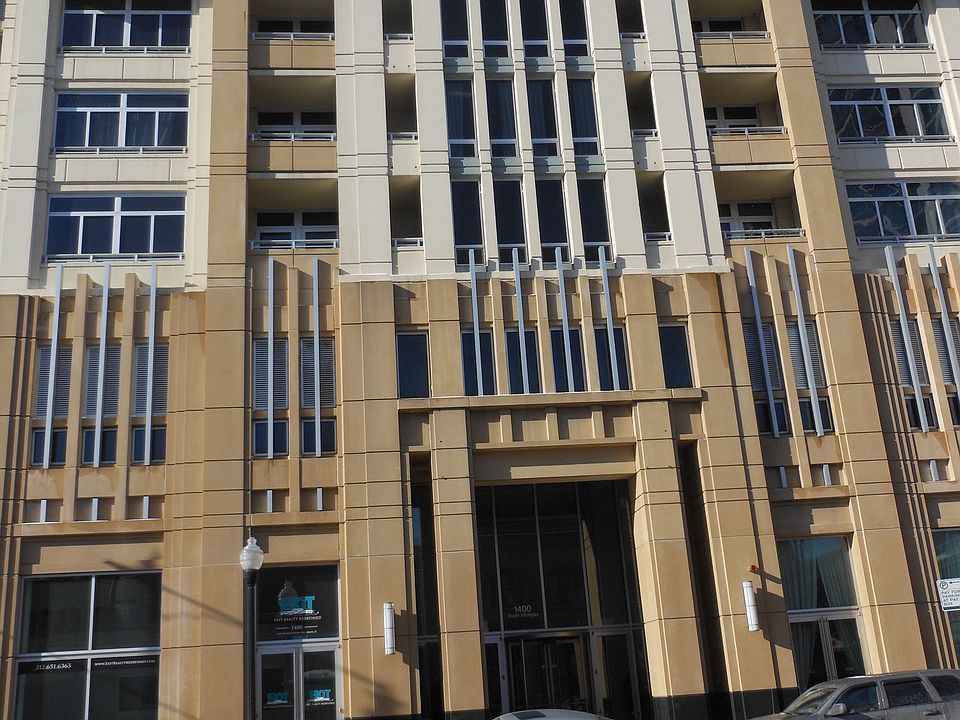 1st image of 1400 S Michigan Ave APT 1704