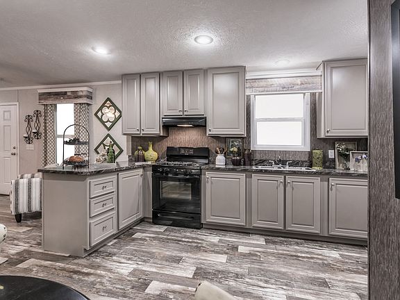 3rd image of 316 Bayport Cir #51