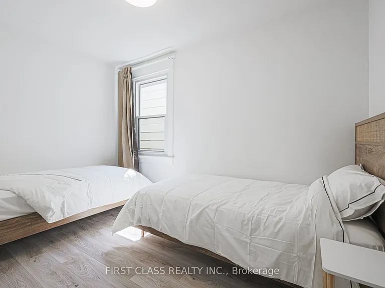 53 Aldridge Ave — Photo 17