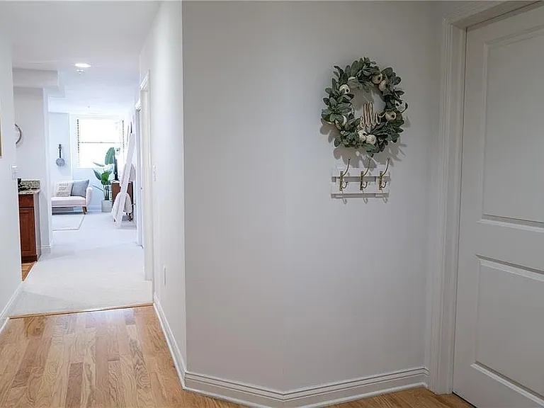 350 N Meridian St #508 — Photo 3