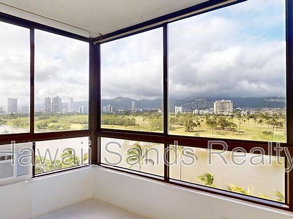 3rd image of 320 Liliuokalani Ave APT 903