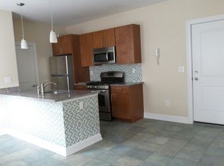 427 S Broad St APT 3R, Philadelphia, PA 19147
