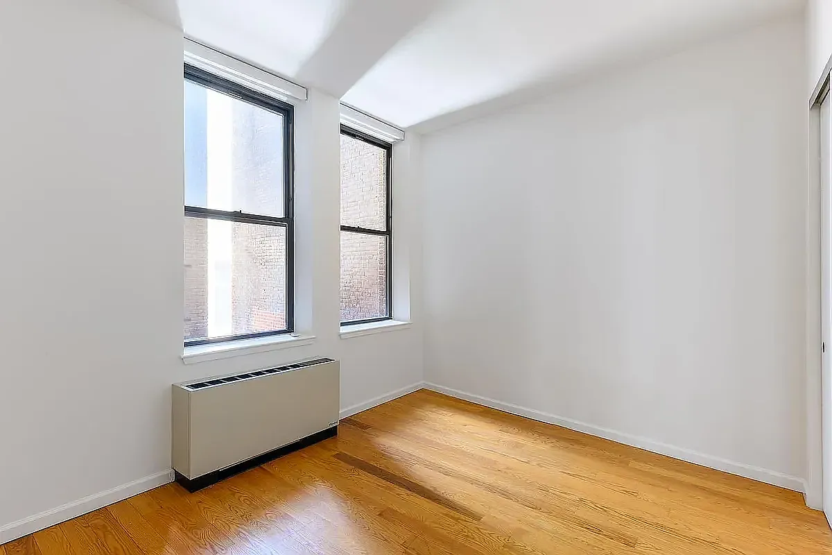 150 Nassau Street — Photo 4