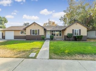 4022 E Brentwood Ave, Fresno, CA