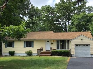 91 Irving Ave, Livingston, NJ 07039