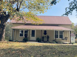 2763 Lights Chapel Rd, Greenbrier, TN 37073