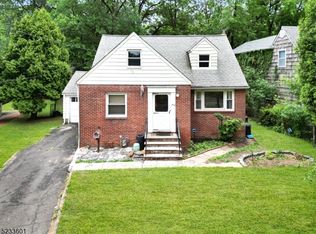 859 Salem Rd, Union, NJ 07083