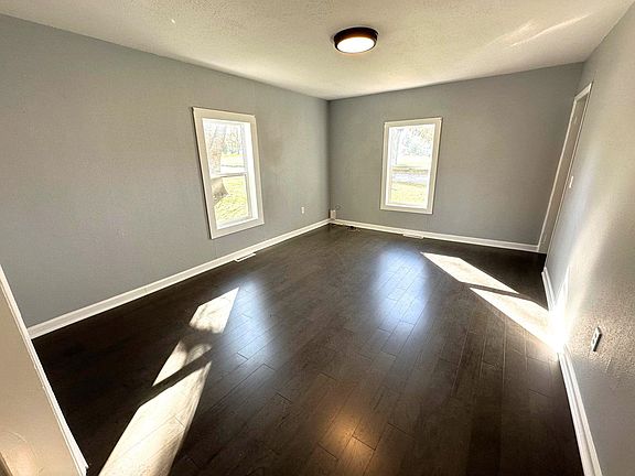 5th image of 1407 Lawler St