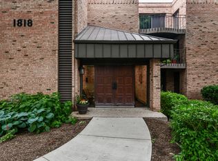 1818 E Shorewood Blvd UNIT 303, Shorewood, WI 53211