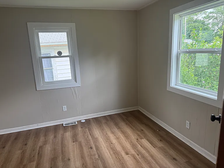 720 N Morrison St — Photo 7