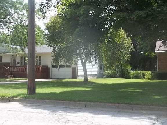 3rd image of 1630 Harden Dr