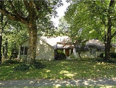 1st image of 100 Nob Hill Dr N