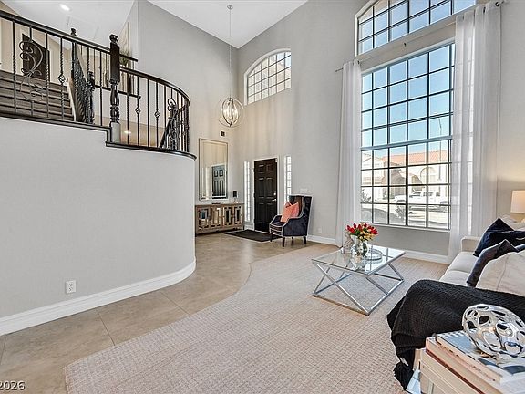 5th image of 1555 Darryl Ave