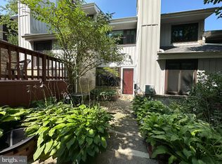 903 Cable Hill Dr, Springfield, PA 19064
