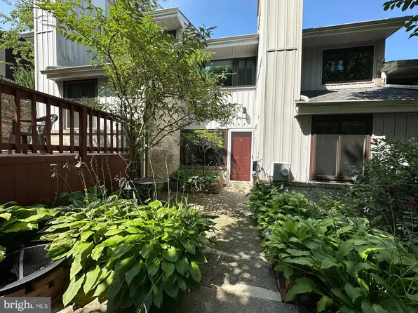 903 Cable Hill Dr, Springfield, PA 19064