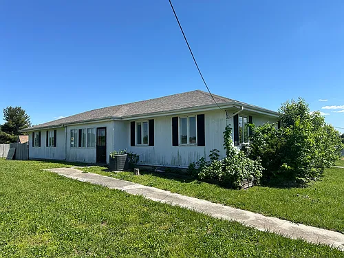 2110 State Highway 14 E Photo 1
