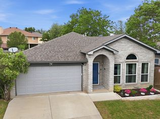 4217 Broken Arrow Rd, Fort Worth, TX 76137