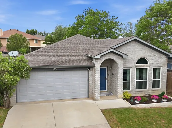 4217 Broken Arrow Rd, Fort Worth, TX 76137