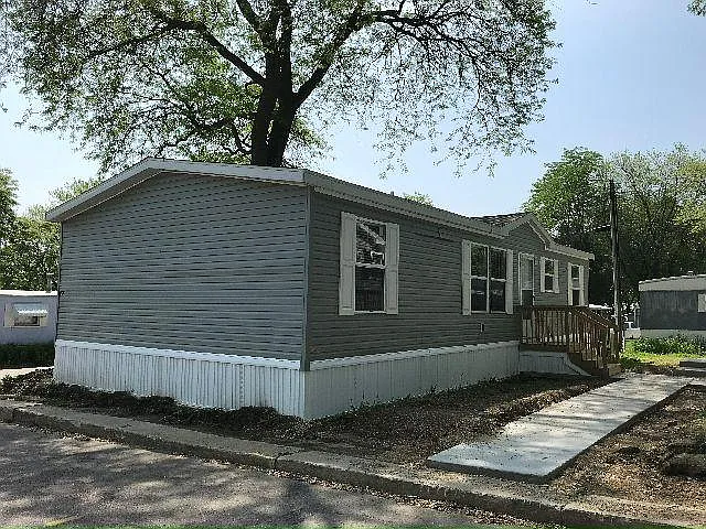 458 Warbler Ln #458 photo 1