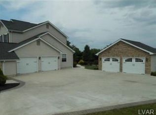 1210 Jane Ln, Pen Argyl, PA 18072