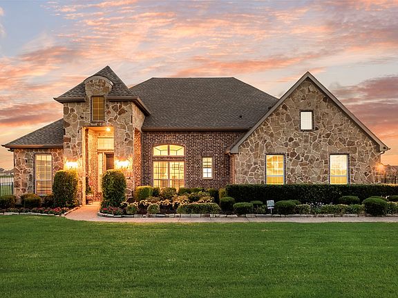 3rd image of 2165 Hodges Lake Dr