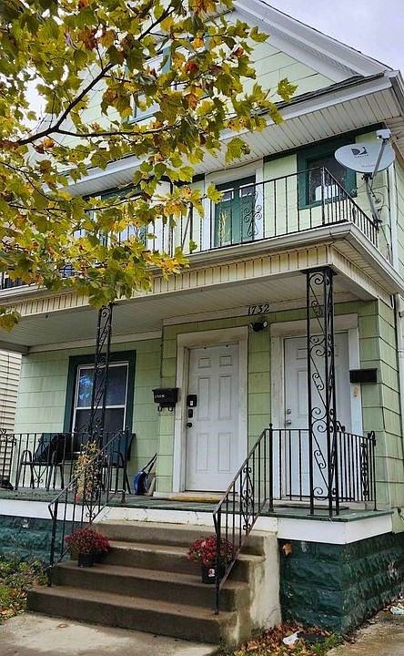 1st image of 1732 S Park Ave
