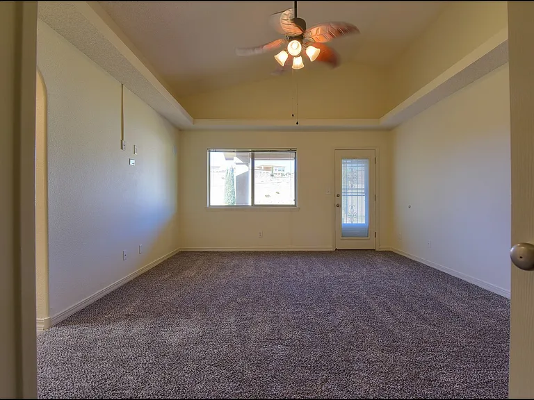 7077 Luz De Sol Dr — Photo 26