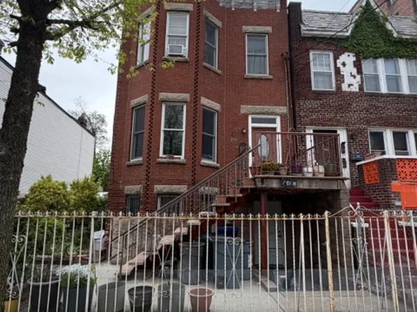 270 East 38th Street image 1 of 2