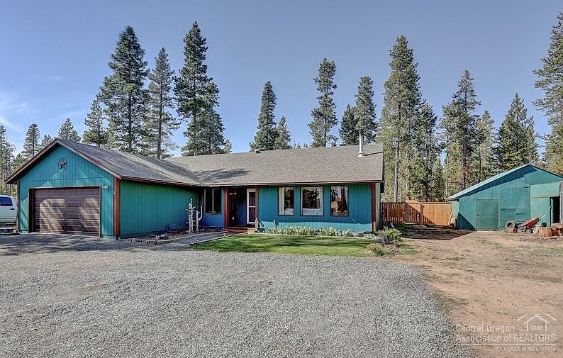 1st image of 16976 Whittier Dr