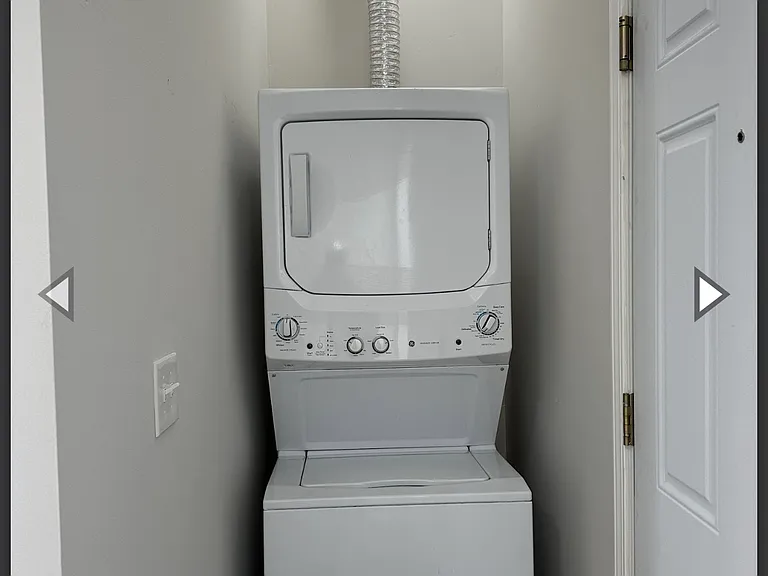 1004 S Oakley Blvd #3R — Photo 6