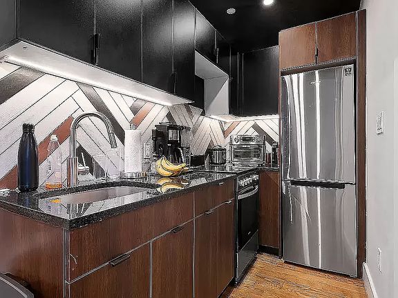 2nd image of 598 Myrtle Ave APT 3B