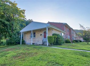 61 Lakeside Dr UNIT 42, Bristol, CT 06010