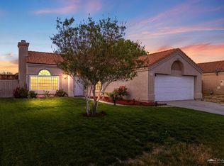 1009 Fairwind Ave, Rosamond, CA 93560