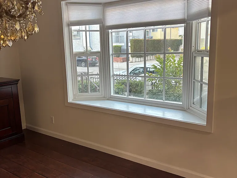 11241 Peach Grove St — Photo 42