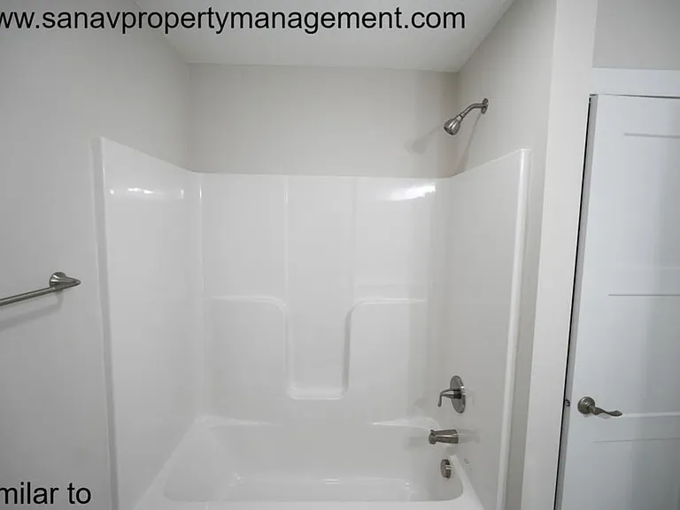 224 12th Ct NW — Photo 24