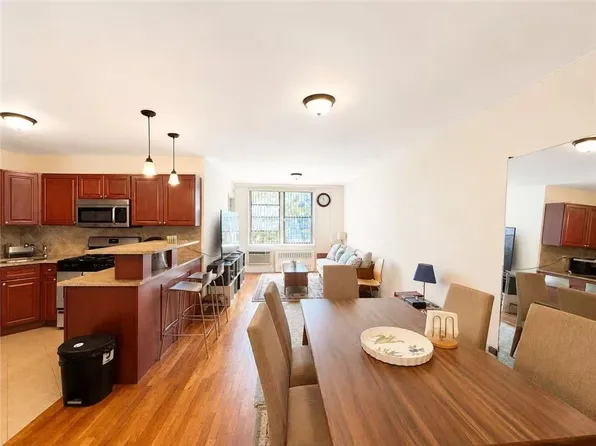 275 Webster Ave APT 2K, Brooklyn, NY 11230