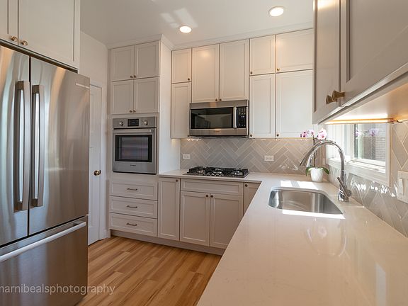 2nd image of 5619 S Dorchester Ave #7S